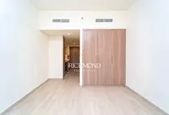 Brand New | Vacant | Mid Floor | Community view