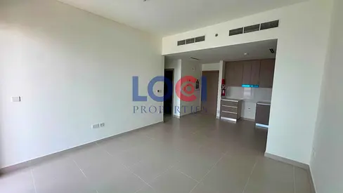 READY TO MOVE | LUXURY LIVING | GREAT LOCATION