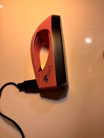 Handheld Steam Iron / Garment Steamer - Pink, Compact