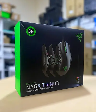 RAZER NAGA TRINITY GAMING MOUSE