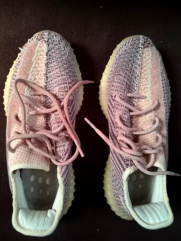 Used Yeezy-style knit sneakers, light  pink/grey (original)