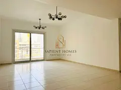 Bright & Spacious - Pets Allowed - Chiller Free
