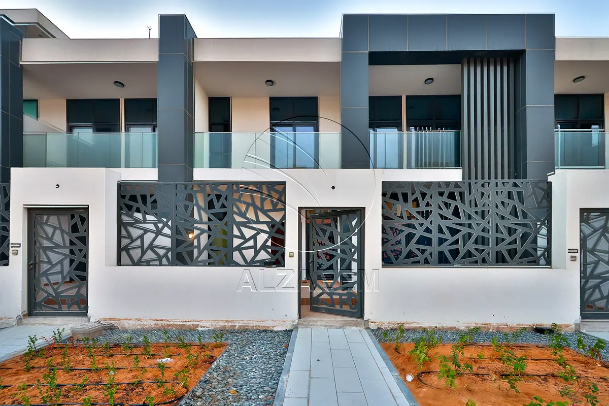 Up to 2 Payments | Furnished | BIG Terrace TH