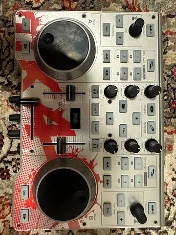 Hercules DJ Controller - 2-deck compact controller, used