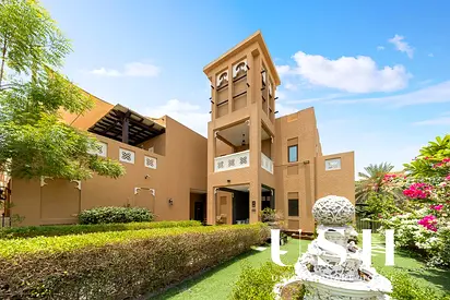 Upgraded Villa | 5BR Villa | Big Plot