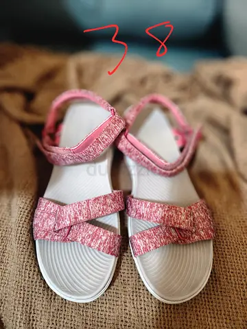 Comfortable pink women's sandals, size 38 (EU)