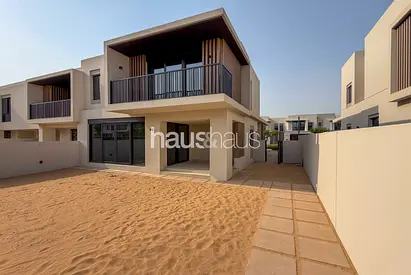 Close to Park | Brand New | Close to Park