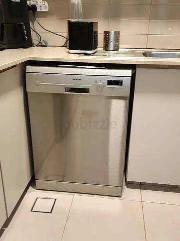 Free delivery Siemens Free-standing 2 rack Dishwasher Stainless Steel