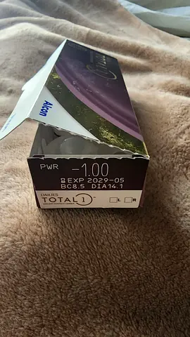 Contact Lenses Dailies Total 1 Power -1.00