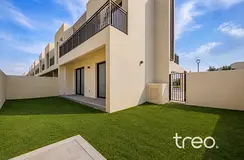 Single Row | Huge Plot | Motivated Seller