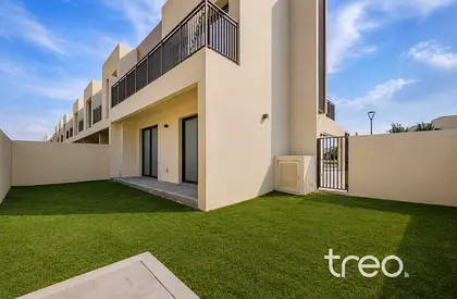 Single Row | Huge Plot | Motivated Seller