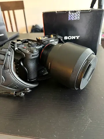 Sony A7CR A7C R + Samyang 35mm 85mm 14mm + SmallRig | Like New |l