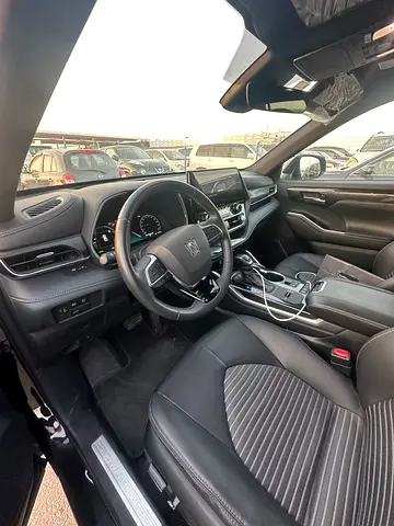 2023 Toyota CROWN 照片 8