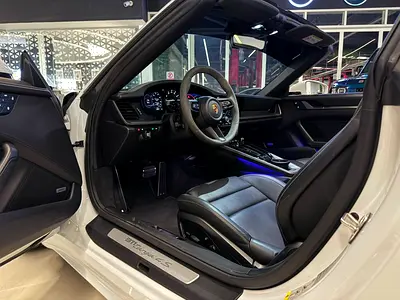 2022 Porsche 911 — миниатюра 17