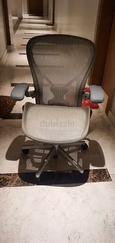Herman Miller Areon Classic Chairs For Selling