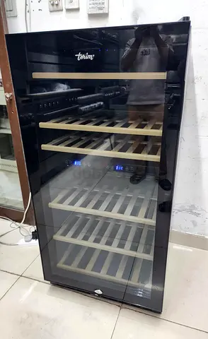Terim Dual-Zone Wine Cooler - 76 Bottle Capacity, perfect Condition and working free delivery