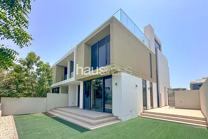 Close To Pool | Private Garden | Single Row