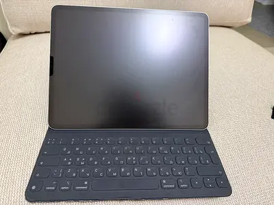 12.9 inch iPad Pro with Smart Keyboard Folio - Silver
