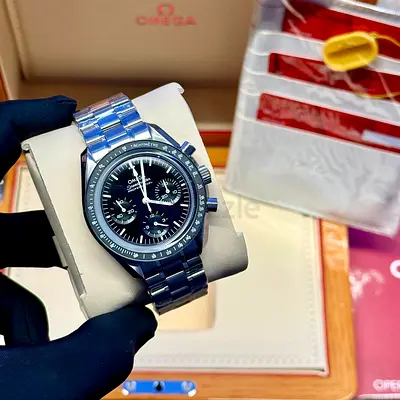 Omega Speedmaster Moonwatch Professional