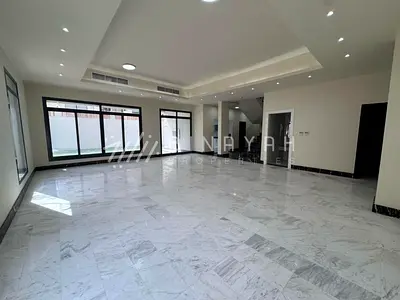 Luxurious 5 Bed | Stand Alone | Modern