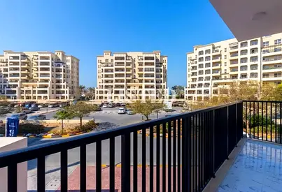 Modern 1BR | Partial Sea View | Marina Residences