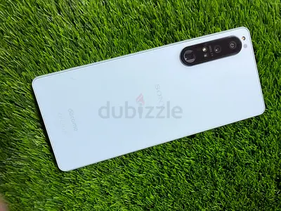 Xperia 1 iv