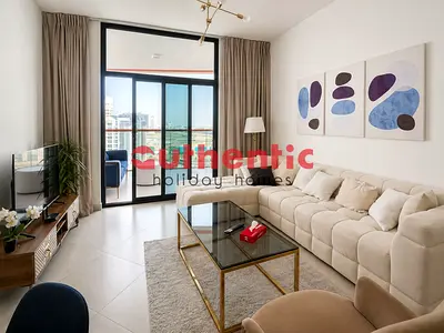 Cozy Living Room | Community Views I Fully Furnish