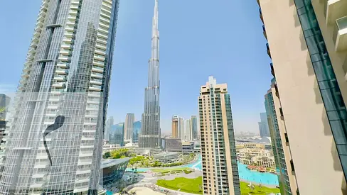 شقة مفروشة من 3 غرف نوم | الفصل الأول، وسط المدينة | إطلالات البرج والنافورة