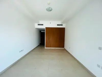 Spacious Apartment | Ready to Move | Prime Location
