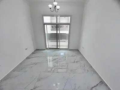 Second-hand apartment in a prime location with flexible payment options, close to amenities, and easy access to Dubai and Sharjah.