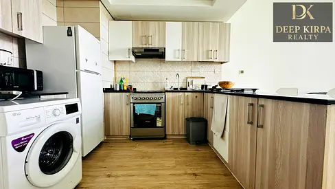 Furnished 1 BR | Spacious Layout | Close To Entry Exit