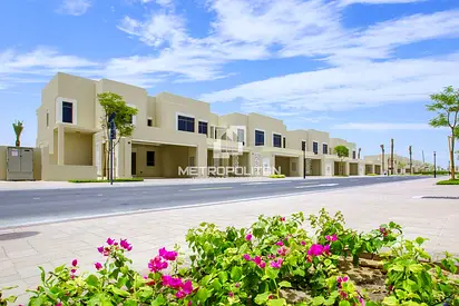Exclusive | Single Row | Close to Amenities