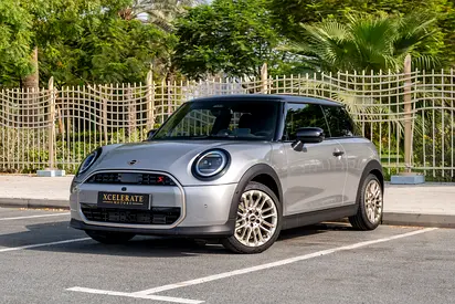 2025 MINI Cooper S | Favoured Trim | 7,500 KM | AGMC Warranty + Service Contract.