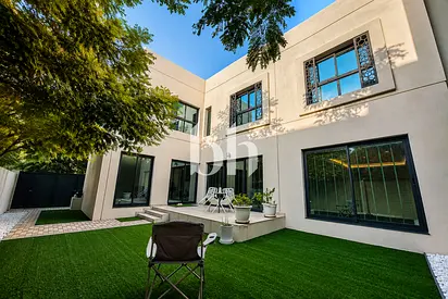 Spacious 5BR+Maid | End Unit | Prime Location