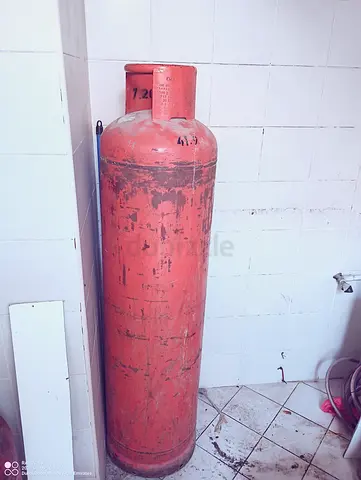 Used LPG Gas Cylinder - Emirates Gas (Red) - Good for Cooking/Back-up