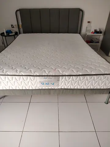 Queen mattress