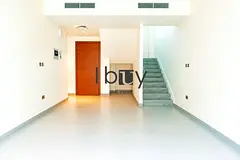 Double Row Mid | Vacant | Townhouse