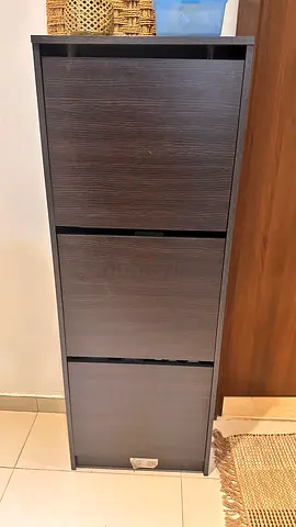 Bissa shoe cabinet- 110 AED