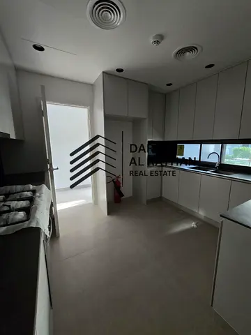 Ready to Move | 3BR Middle Townhouse | Freehold | Sendian, Masaar | Gated Community