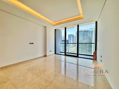 Available Sept. 01 | High Floor | Multiple Cheques