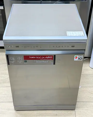 LG new model Dishwasher 2 racks  Excellent condition perfect working