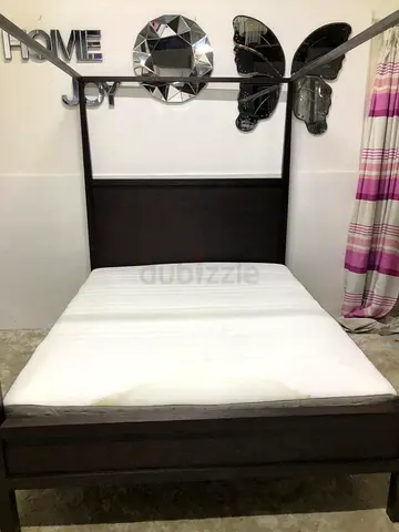 CRATE BARREL Keane wenge Queen canopy bed