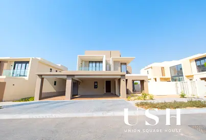 Exclusive | 4 Bedroom Villa | Single Row | Premium Location