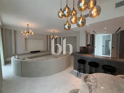 EXCLUSIVE | Furnished + Upgraded | Open Kitchen
