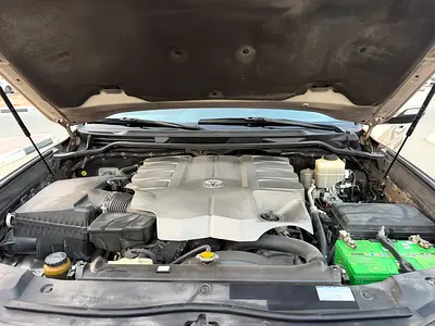 2016 Toyota LAND CRUISER — миниатюра 20
