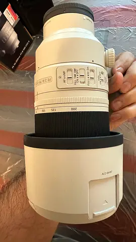Sony FE 70-200mm F2.8 GM OSS II (SEL70200GM2) - Flawless / Used Once / Box & Receipt