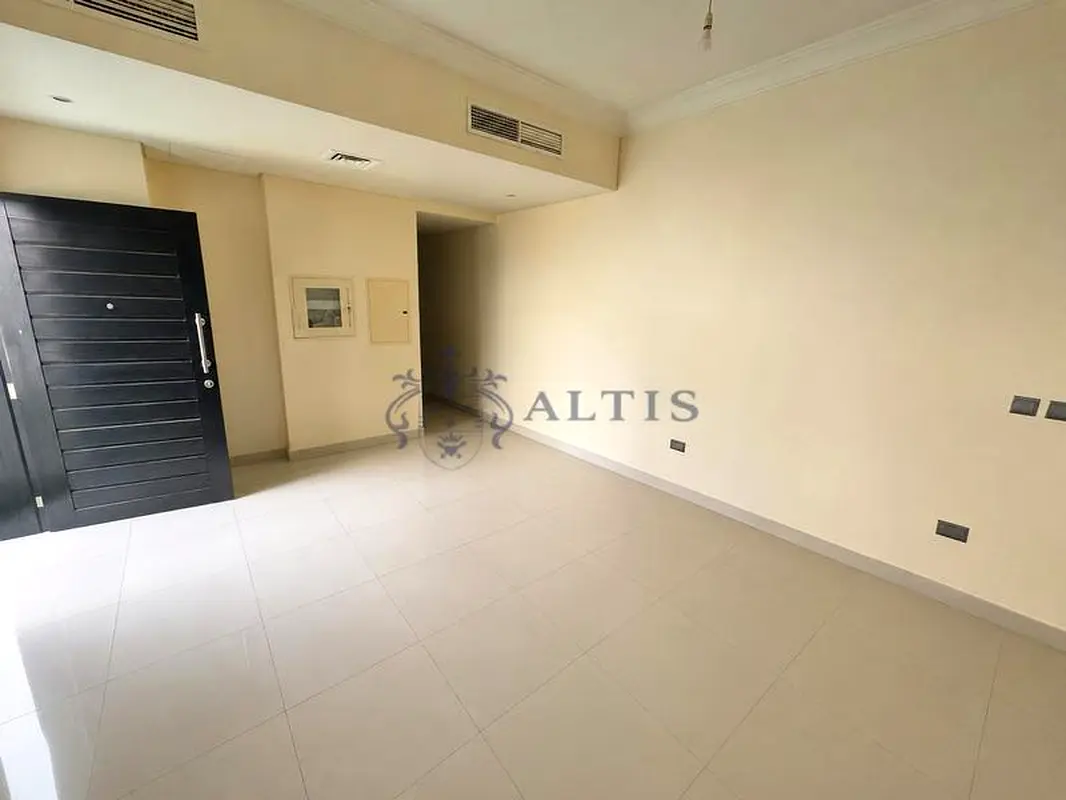 Corner Unit | R2EM type | Landscaped Garden