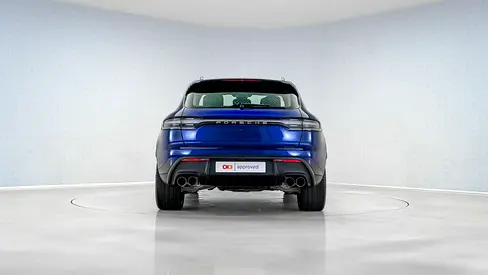 2025 Porsche MACAN photo 9