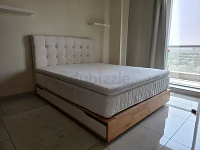 Queen Size Bed with Memory Foam Mattress and Memory Foam Topper