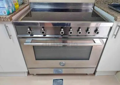.Bertazzoni Italian induction Cooker Range Size 90cm